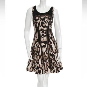 Diane von Furstenberg animal print wool & silk dress Sz 10 like new!